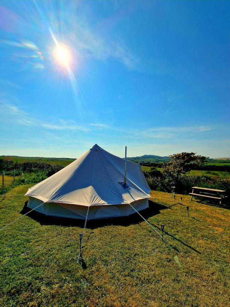 Beautiful 1-Bed Bell Tent In Holyhead Extérieur photo